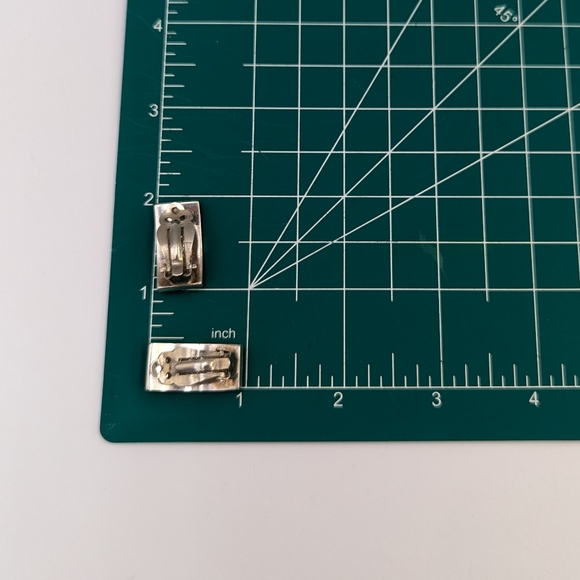 Vintage Taxco Mexico Sterling Onyx Inlay Half Polkadot Design Clip on Earrings - Picture 10 of 11